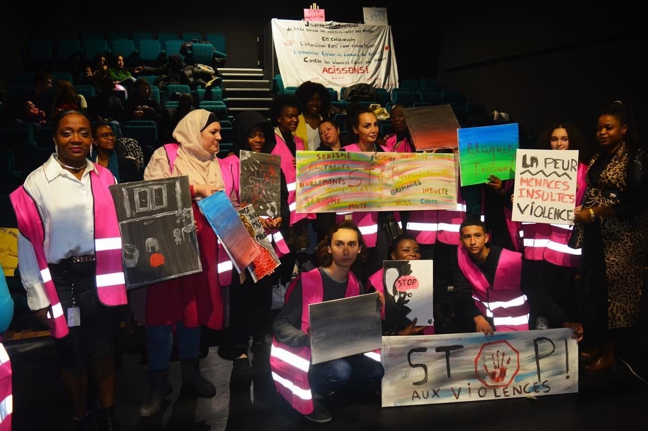 Assocation balll violences faites aux femmes gillet roses final