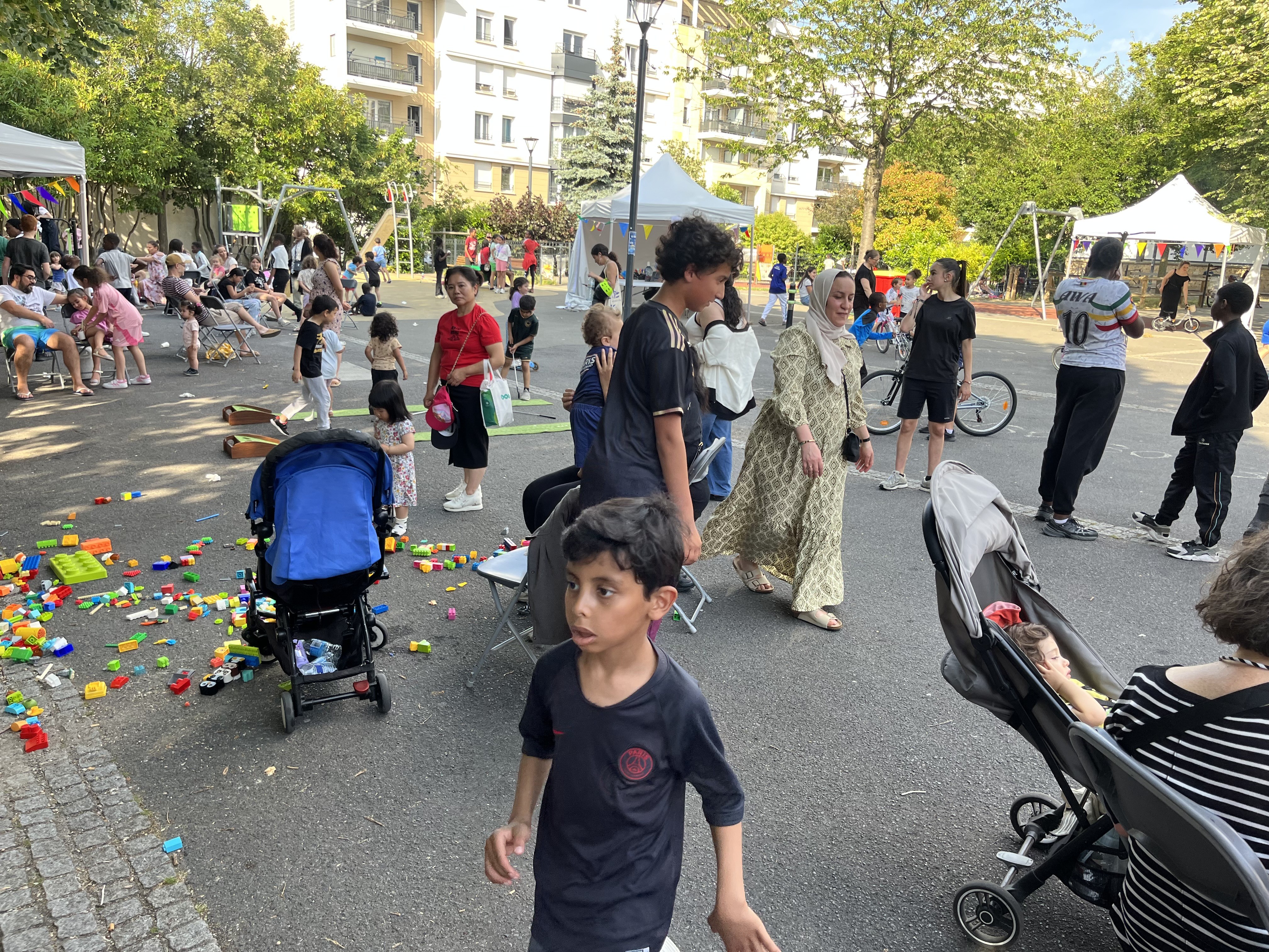 Fete des voisins a romainville bas pays 1 
