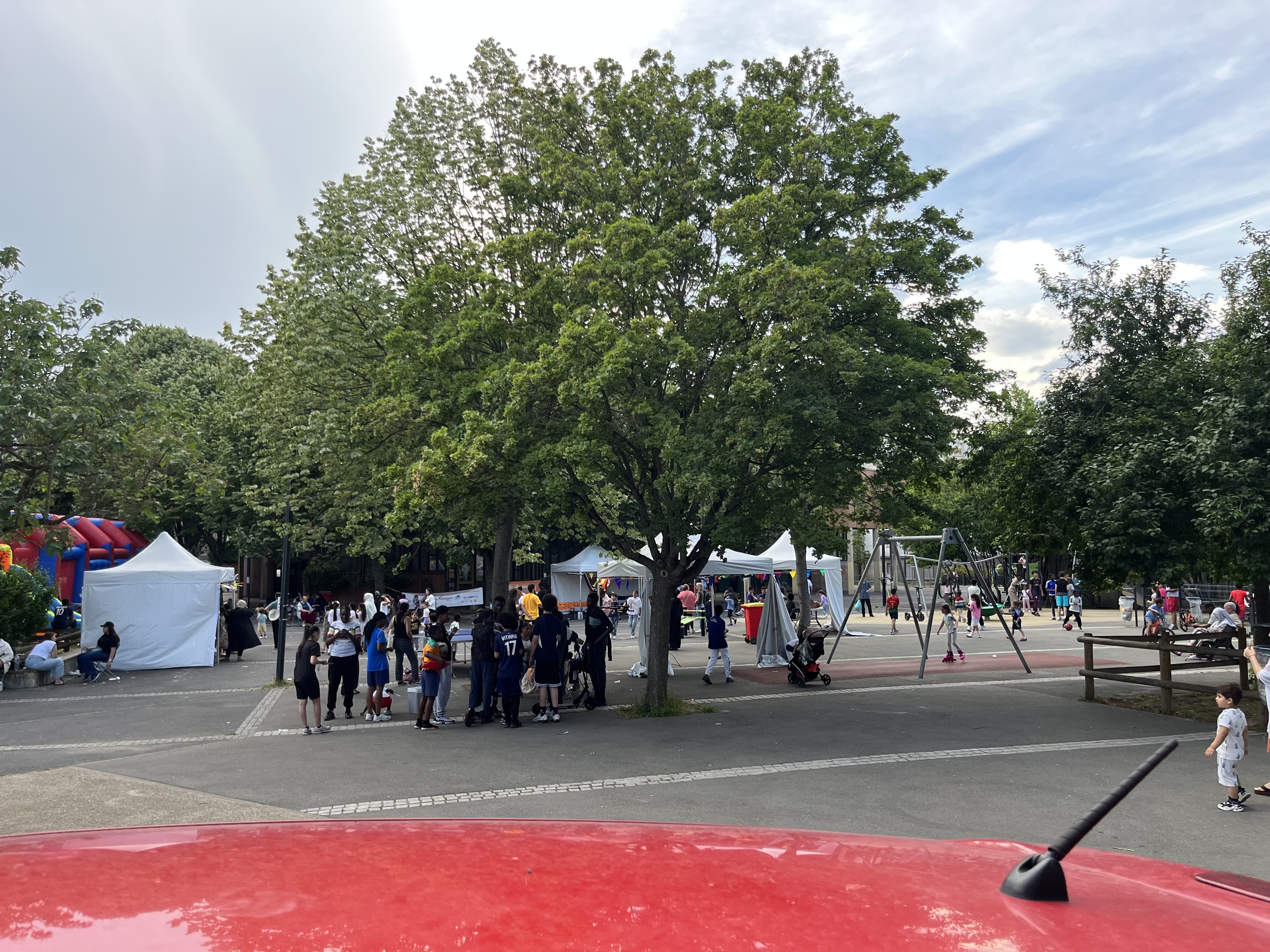 Fete des voisins a romainville bas pays 13 