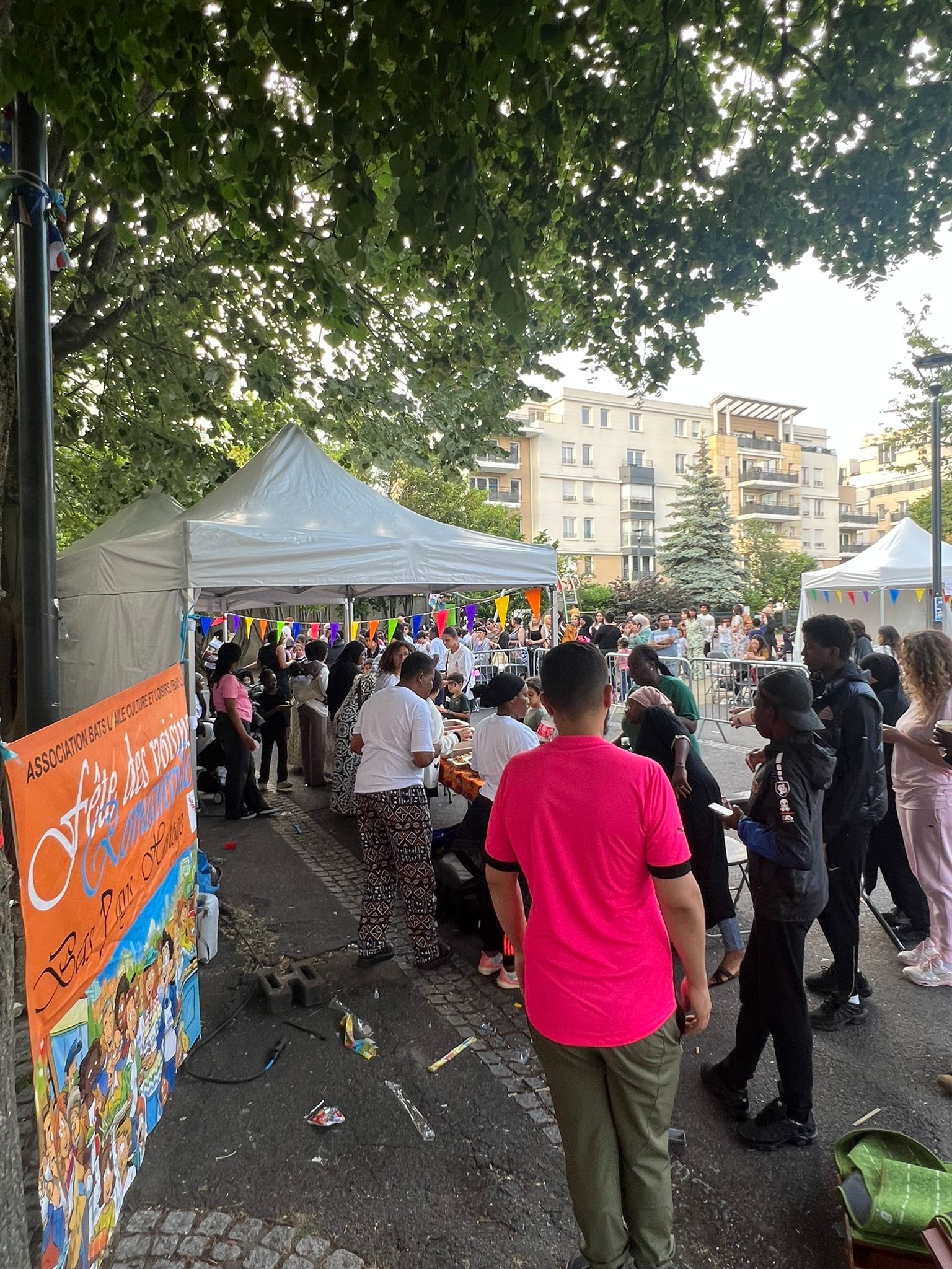 Fete des voisins a romainville bas pays 4 
