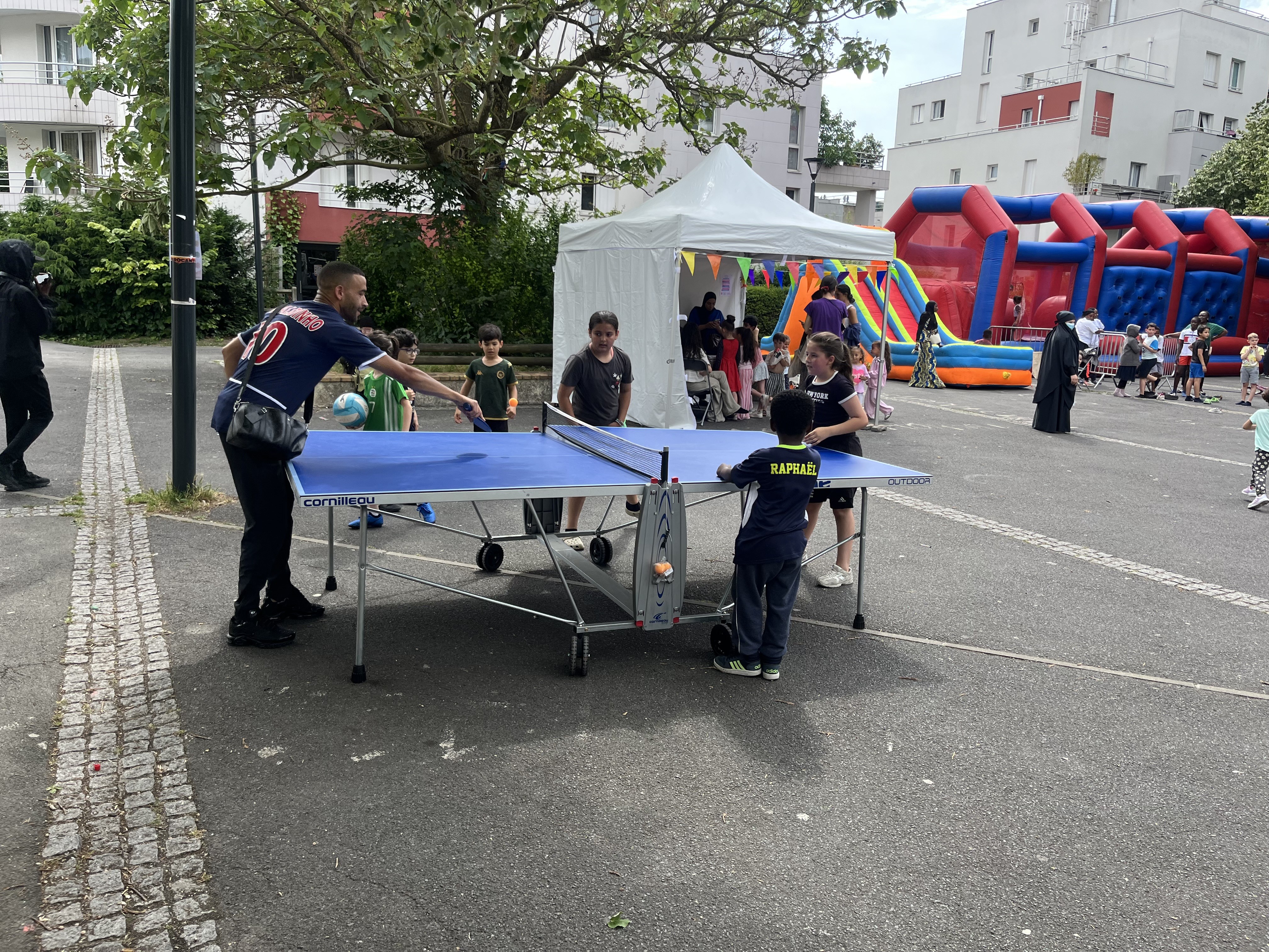 Fete des voisins a romainville bas pays 8 