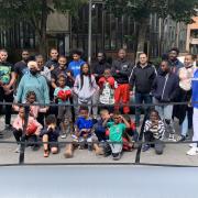 Photo de famille Bal'L et Noble Art Institut