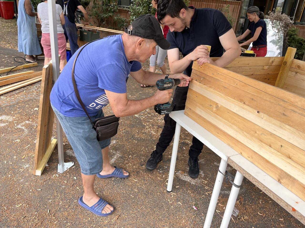 Atelier de fabrication de jardinière animé par l'association La Grande Ourcq